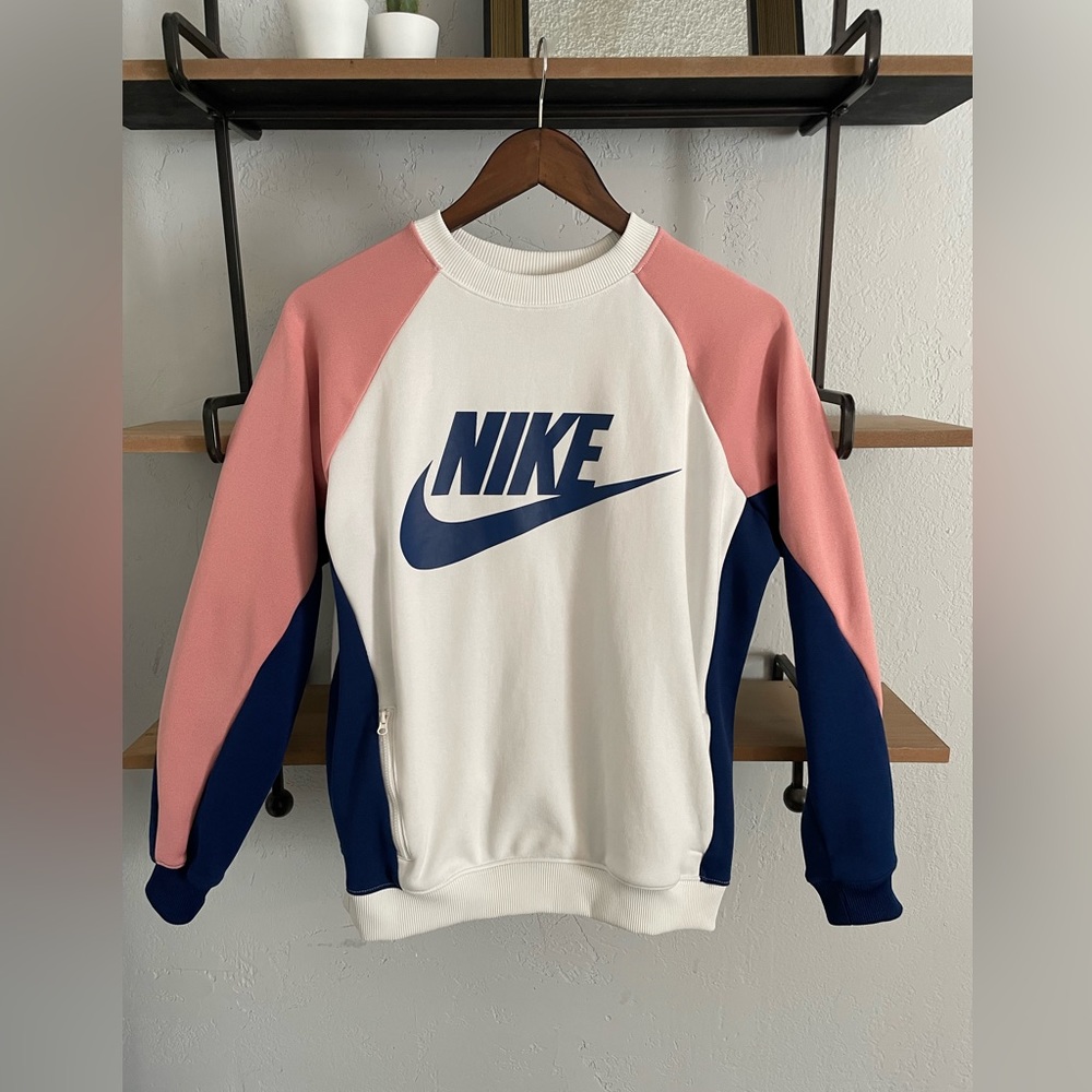 Nike Crewneck (small)